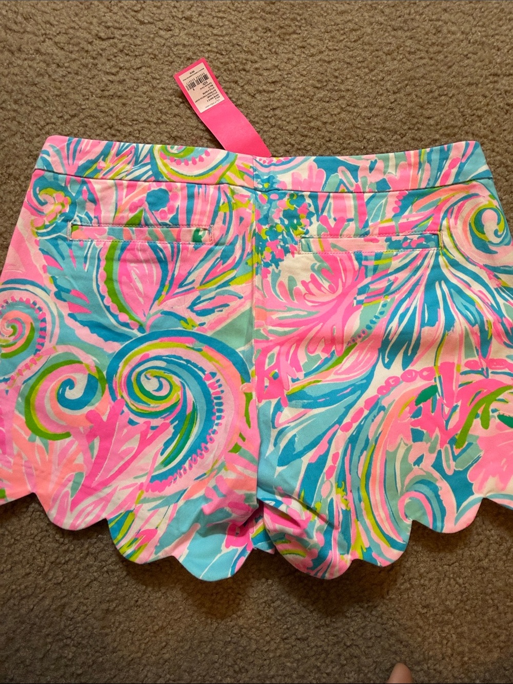 Lilly Pulitzer Vibrant Colors Printed Buttercup Scalloped Hem Shorts - Picture 7 of 7